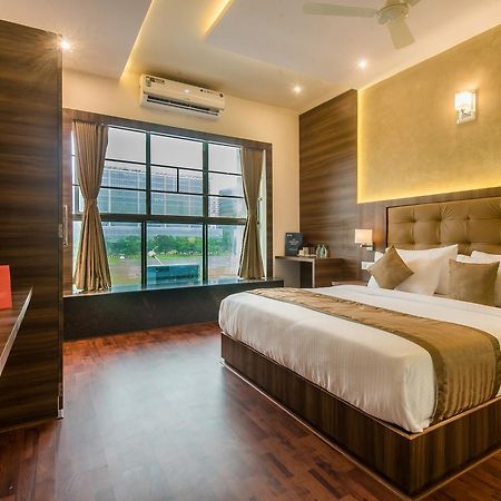 מומביי Hotel Bkc Inn - Near Trade Center, Visa Consulate מראה חיצוני תמונה