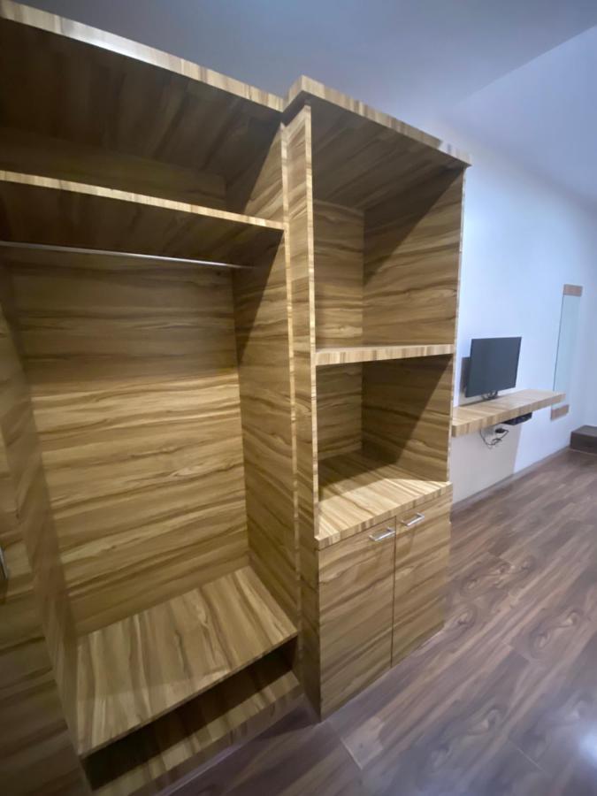 מומביי Hotel Bkc Inn - Near Trade Center, Visa Consulate מראה חיצוני תמונה