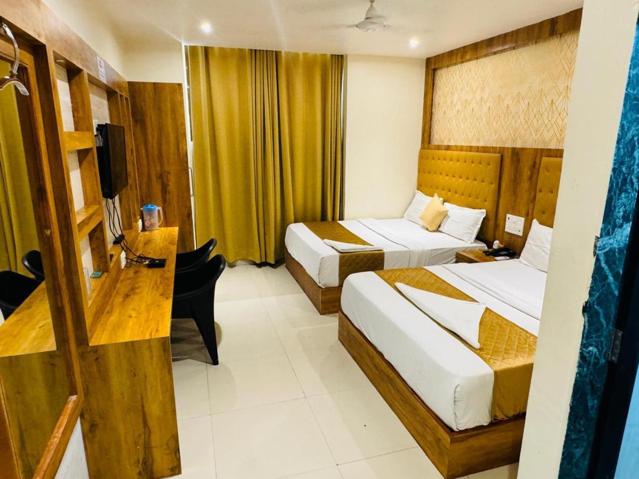 מומביי Hotel Bkc Inn - Near Trade Center, Visa Consulate מראה חיצוני תמונה
