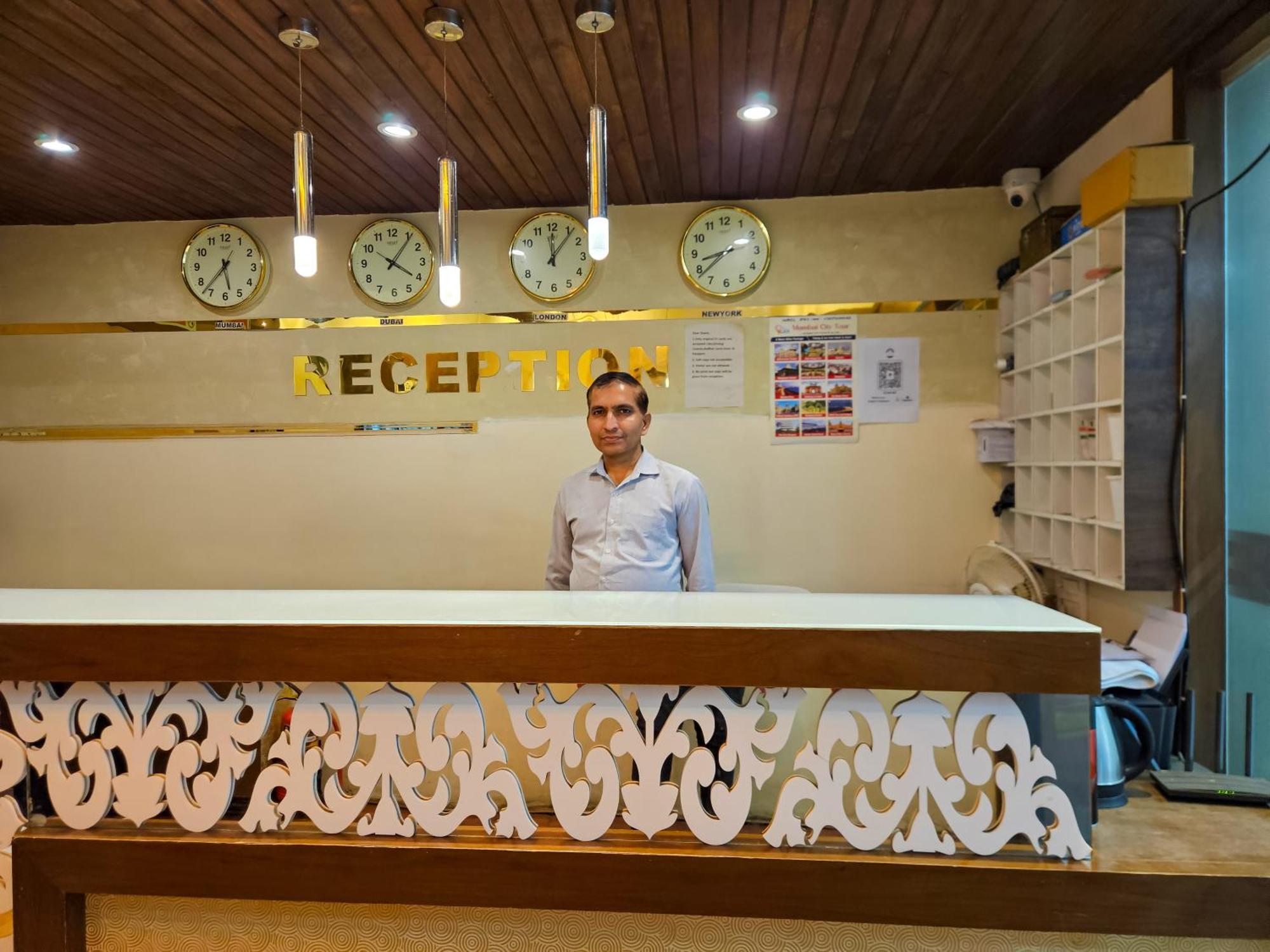 מומביי Hotel Bkc Inn - Near Trade Center, Visa Consulate מראה חיצוני תמונה